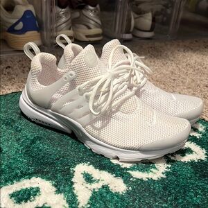 Nike Presto Men Sz. 10 “White”